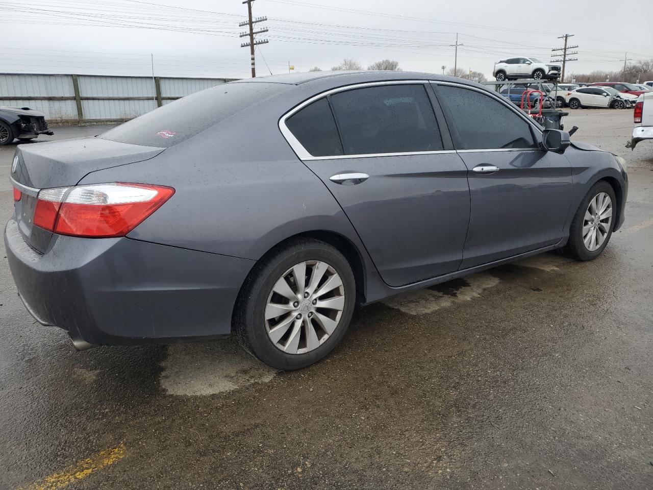 2015 Honda Accord VIN 1HGCR2F70FA146079 Copart auction photo, undercarriage / front end damage thumbnail 3
