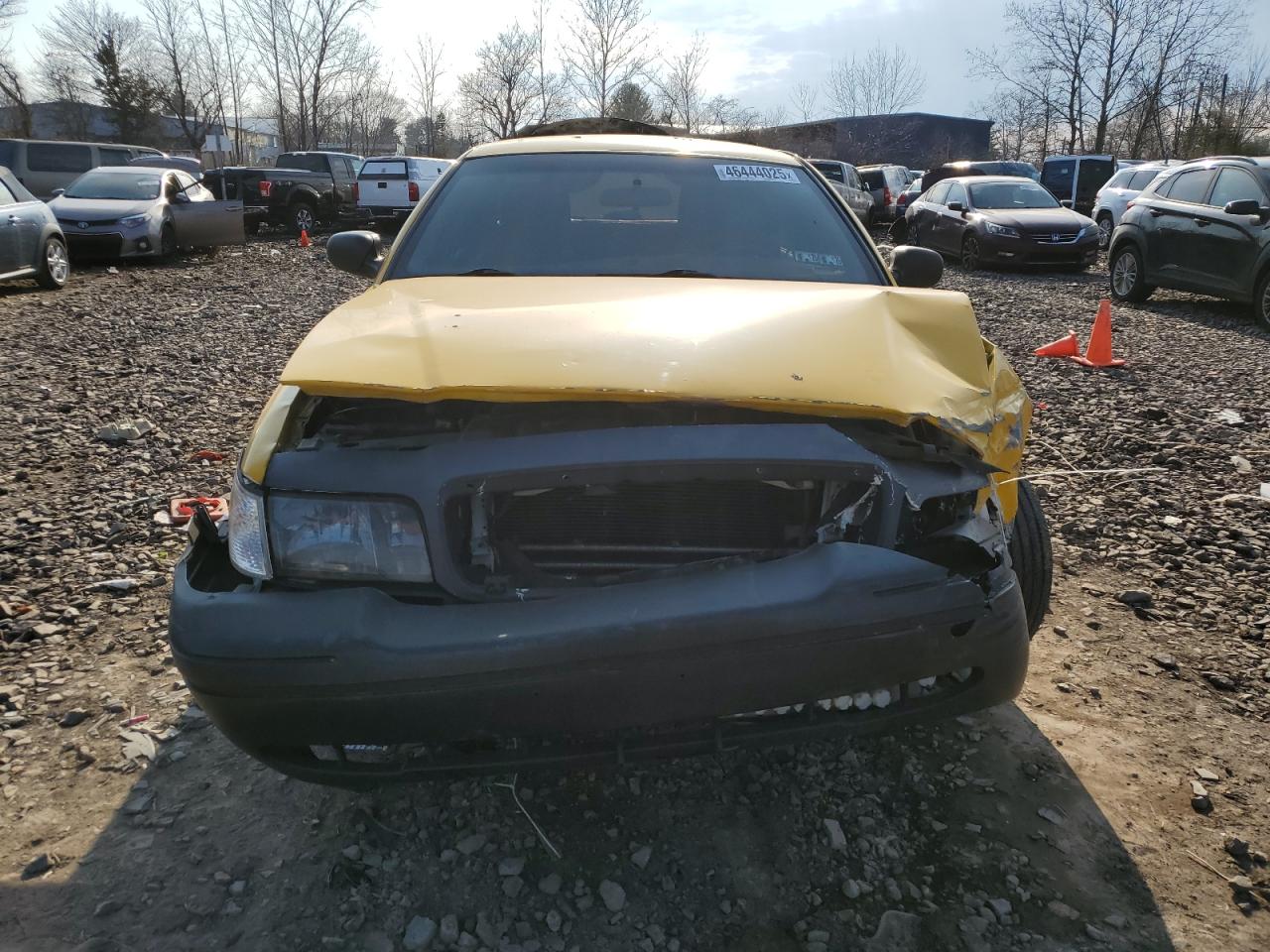 2011 Ford Crown Victoria VIN 2FABP7AV3BX104001 Copart auction photo, front end damage thumbnail 5