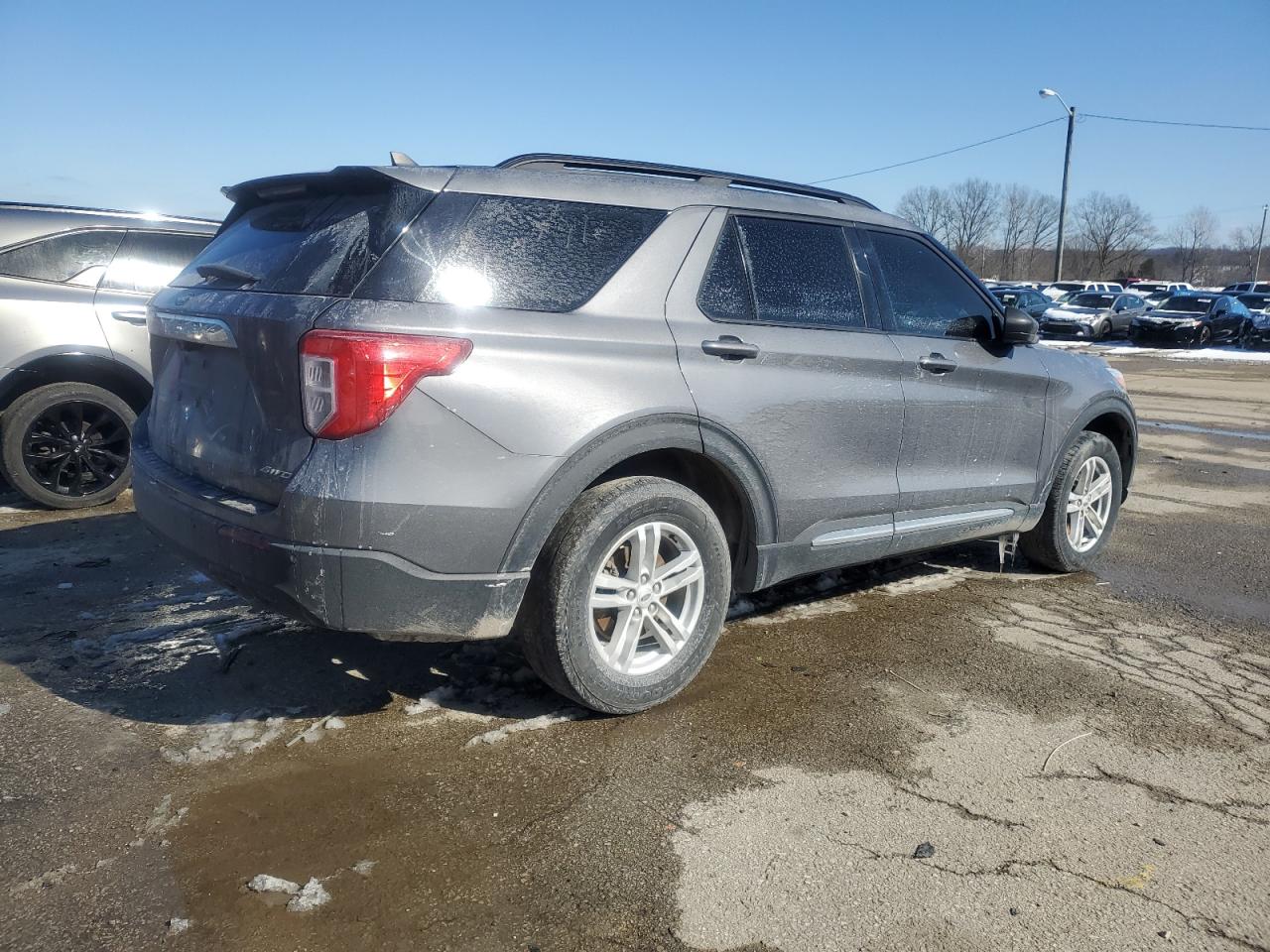 2022 Ford Explorer VIN 1FMSK8DH9NGA81091 Copart auction photo, side damage thumbnail 3
