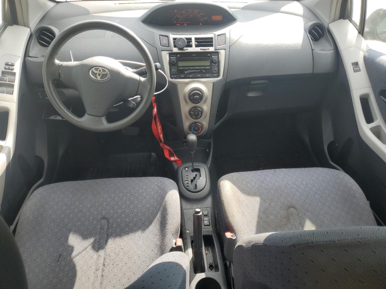 2010 Toyota Yaris VIN JTDKT4K36A5302525 Copart auction photo, side / minor dent/scratches damage thumbnail 8