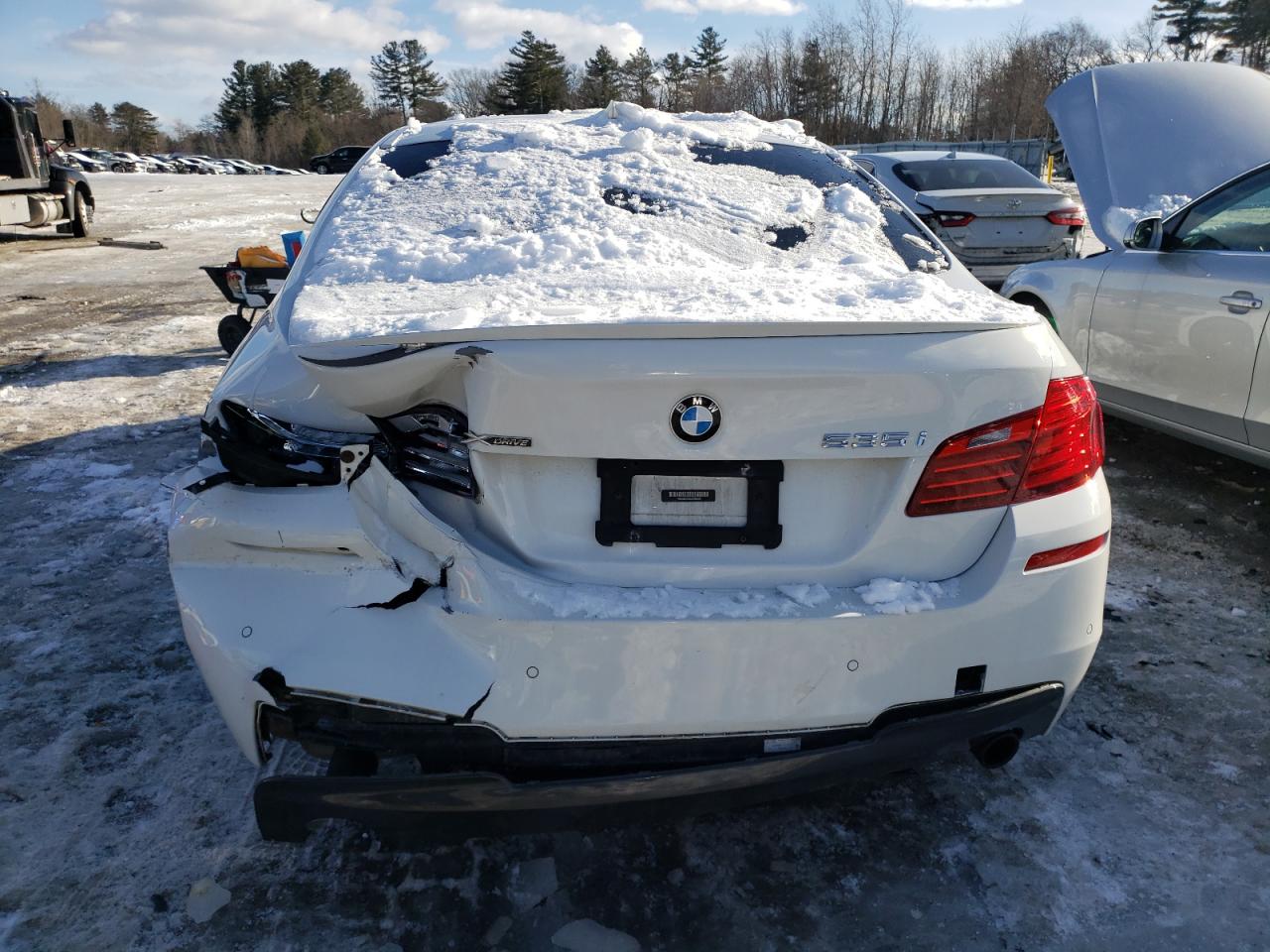 2016 BMW 5er VIN WBA5B3C50GG258445 Copart auction photo, rear end damage thumbnail 6