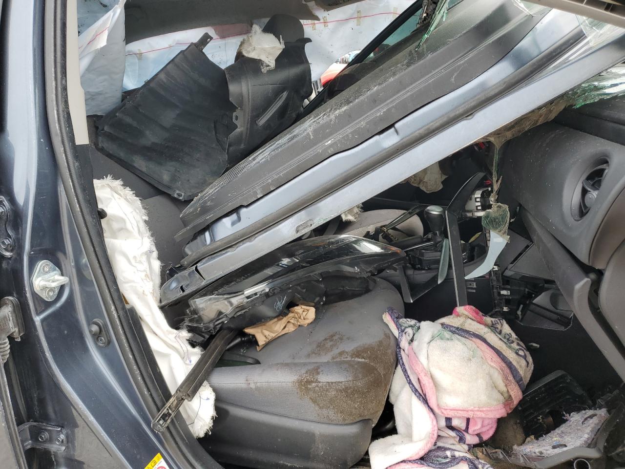 2019 Toyota Corolla VIN 2T1BURHE8KC159276 Copart auction photo, all over damage thumbnail 13