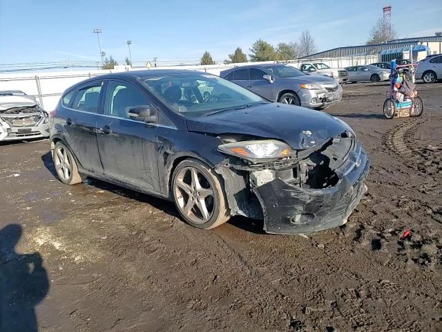 2013 Ford Focus VIN 1FADP3N25DL121688 Copart auction photo, front end / minor dent/scratches damage thumbnail 11