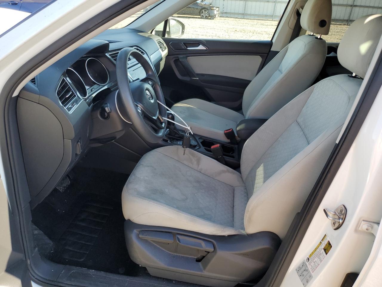 2018 Volkswagen Tiguan VIN 3VV0B7AX4JM119541 Copart auction photo, front end damage thumbnail 7