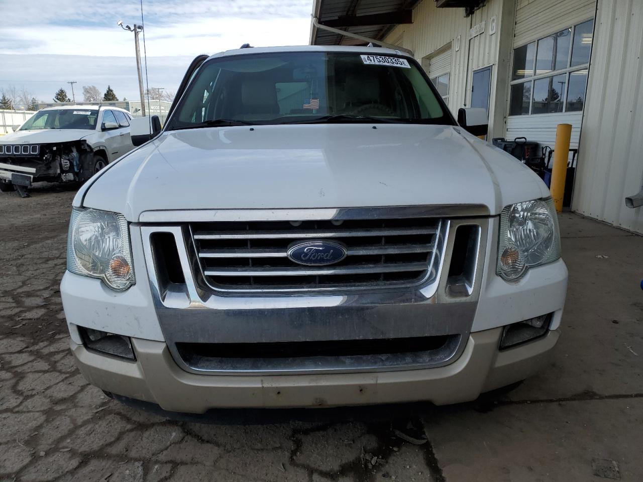 2006 Ford Explorer VIN 1FMEU74E06UB26378 Copart auction photo, side / rear end damage thumbnail 5