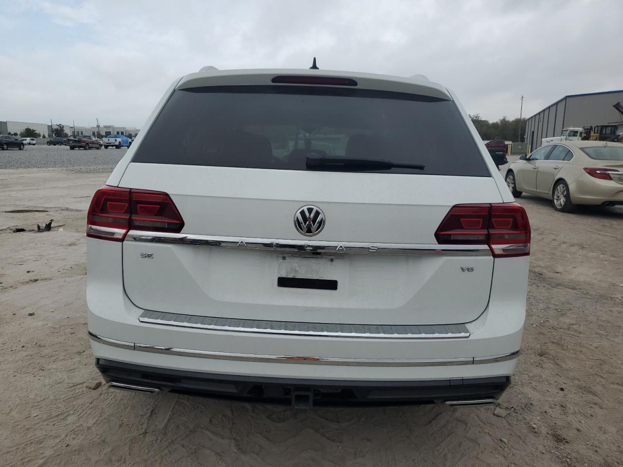 2019 Volkswagen Atlas VIN 1V2YR2CA7KC603214 Copart auction photo, front end / side damage thumbnail 6