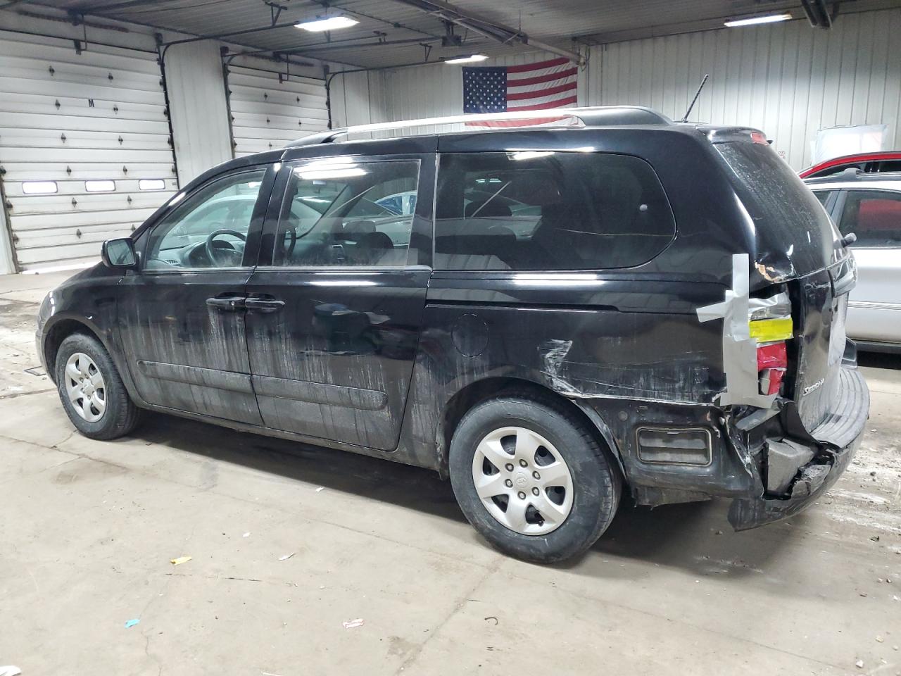 2010 KIA Sedona VIN KNDMG4C36A6342562 Copart auction photo, rear end damage thumbnail 2