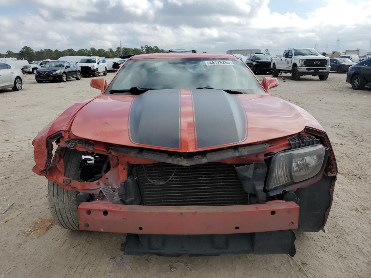 2010 Chevrolet Camaro VIN 2G1FS1EW0A9133686 Copart auction photo, frame damage damage thumbnail 5
