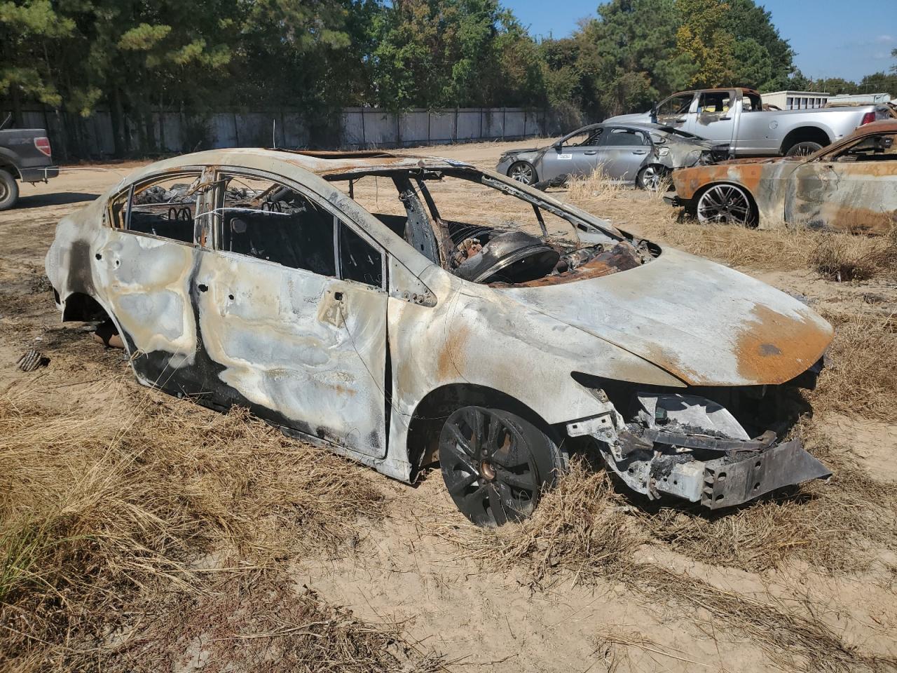 2013 Honda Civic VIN 2HGFB2F81DH508056 Copart auction photo, burn damage thumbnail 4