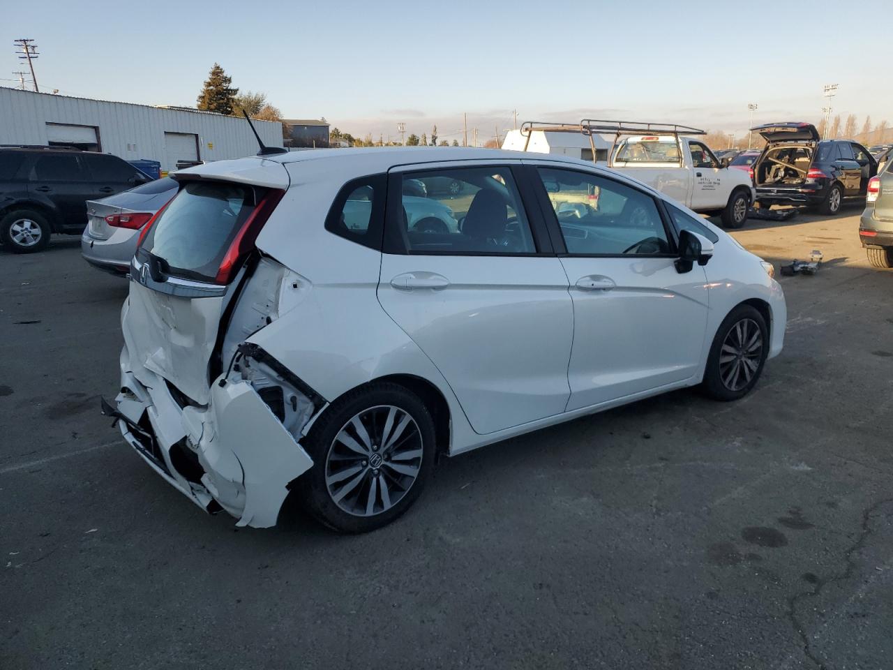 2019 Honda Fit VIN 3HGGK5H8XKM750250 Copart auction photo, rear end damage thumbnail 3
