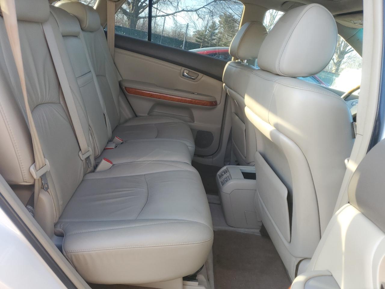 2007 Lexus RX VIN 2T2HK31U77C035114 Copart auction photo, front end / minor dent/scratches damage thumbnail 11