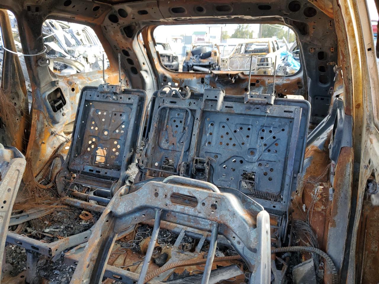 2018 Jeep Grand Cherokee VIN 1C4RJFBG6JC418872 Copart auction photo, burn damage thumbnail 10