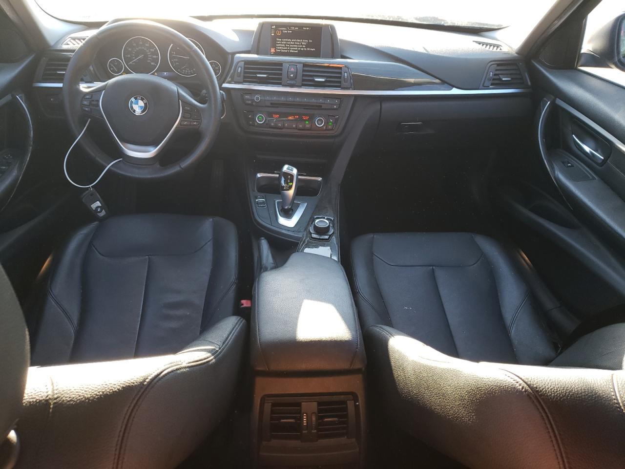 2015 BMW 3er VIN WBA3A5G51FNS91819 Copart auction photo, all over damage thumbnail 8
