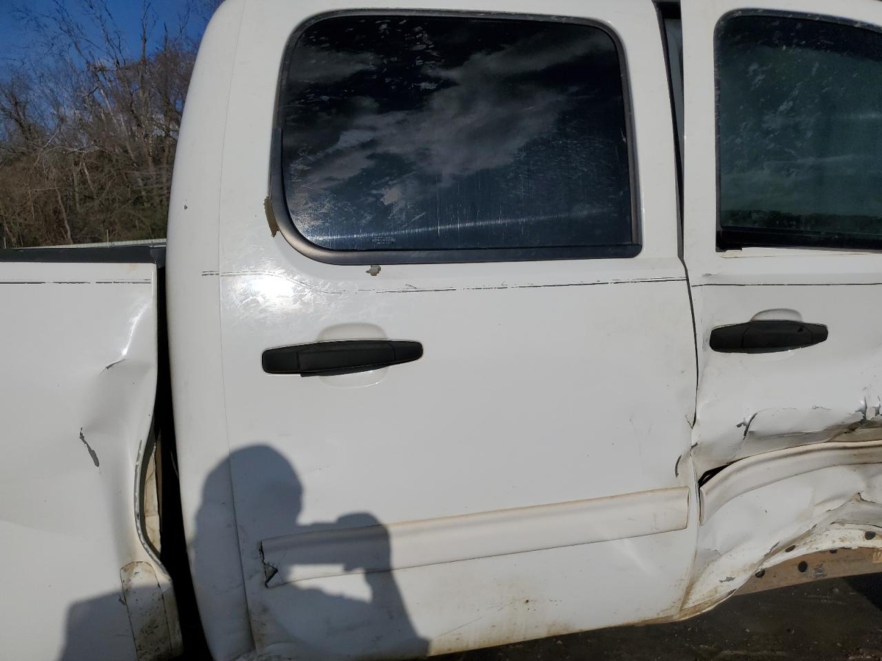 2010 Chevrolet Silverado VIN 3GCRKSE30AG295873 Copart auction photo, all over damage thumbnail 10