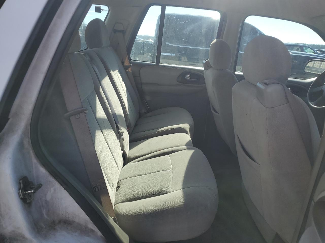 2006 Chevrolet TrailBlazer VIN 1GNDT13S362227585 Copart auction photo, burn - engine damage thumbnail 11