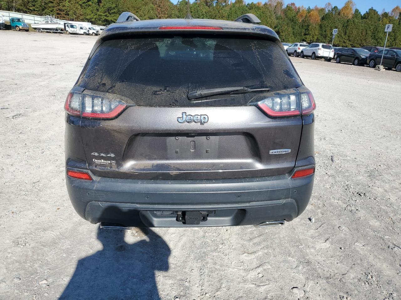 2019 Jeep Grand Cherokee VIN 1C4PJMLX4KD310644 Copart auction photo, all over damage thumbnail 6