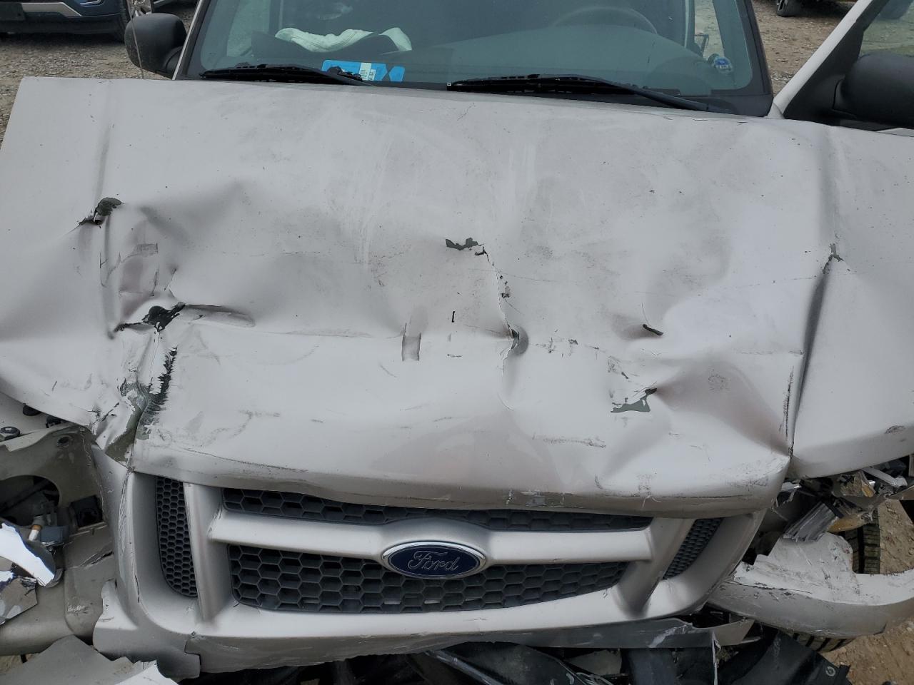 2002 Ford Explorer VIN 1FMZU67E22UD56392 Copart auction photo, front end damage thumbnail 12