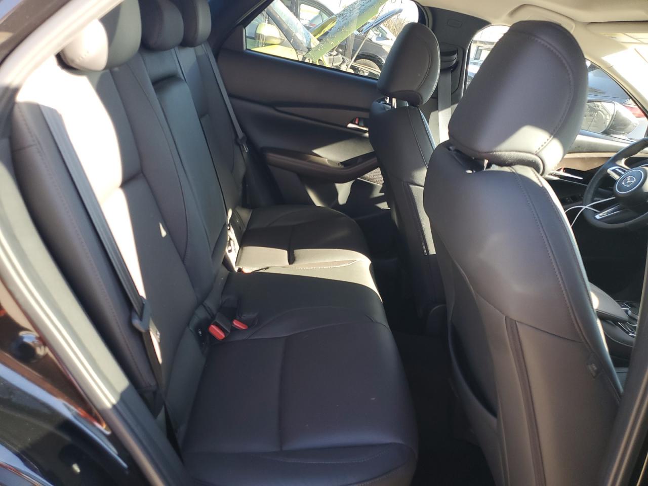 2021 Mazda CX-30 VIN 3MVDMBEY8MM310933 Copart auction photo, front end damage thumbnail 11
