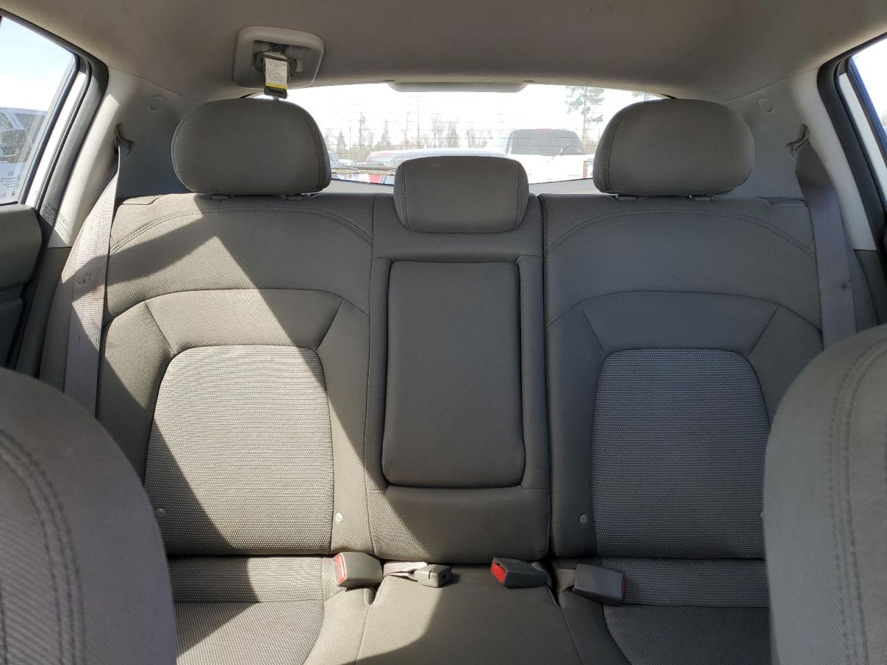2015 KIA Sportage VIN KNDPB3AC3F7701067 Copart auction photo, front end / minor dent/scratches damage thumbnail 10