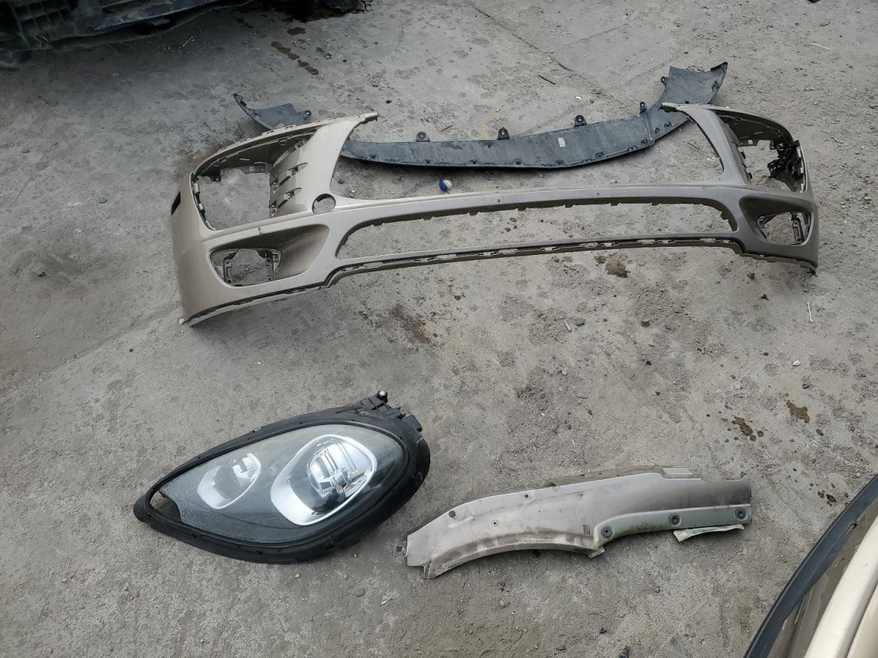 2015 Porsche Macan VIN WP1AB2A56FLB58692 Copart auction photo, front end damage thumbnail 13