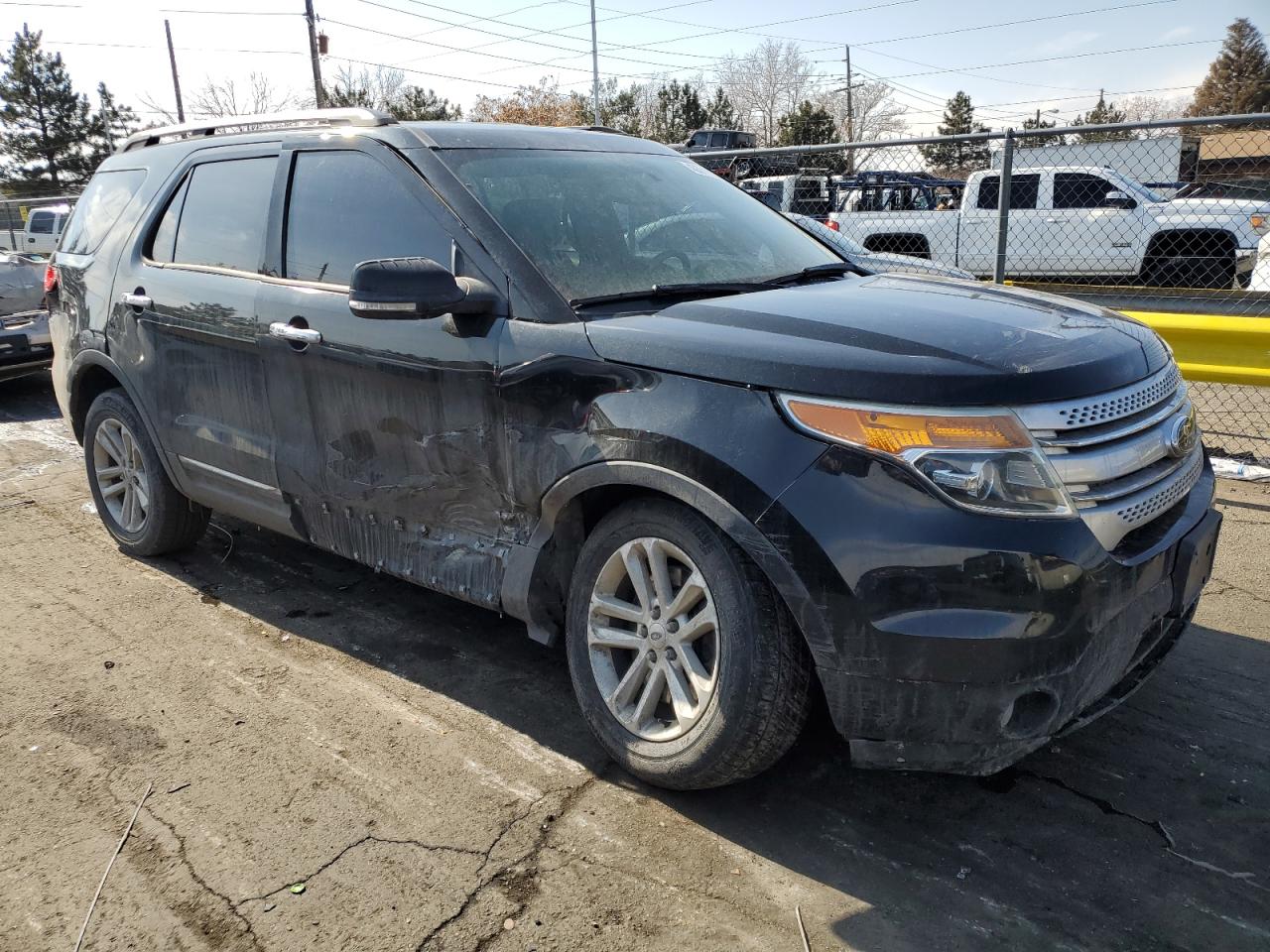 2014 Ford Explorer VIN 1FM5K8D83EGC23349 Copart auction photo, side / front end damage thumbnail 4