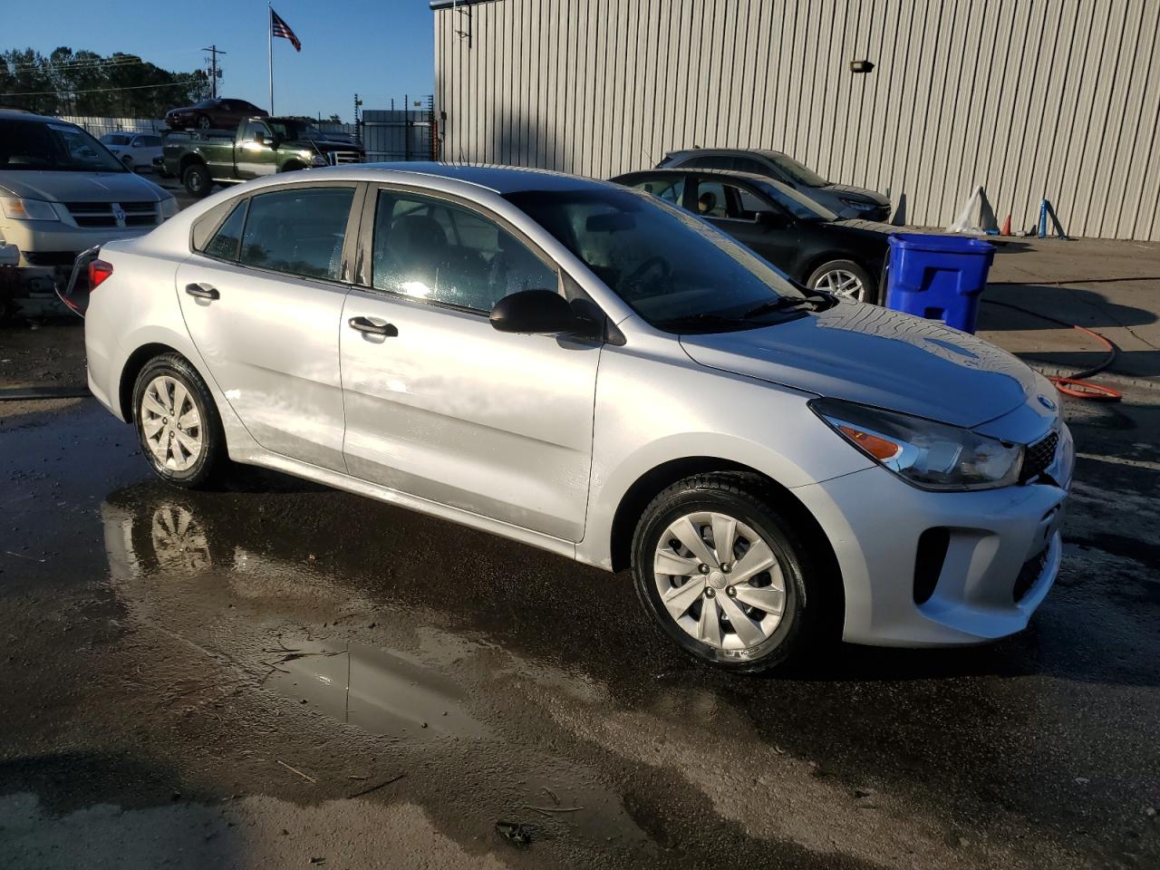 2018 KIA Rio VIN 3KPA24AB6JE078829 Copart auction photo, front end damage thumbnail 4