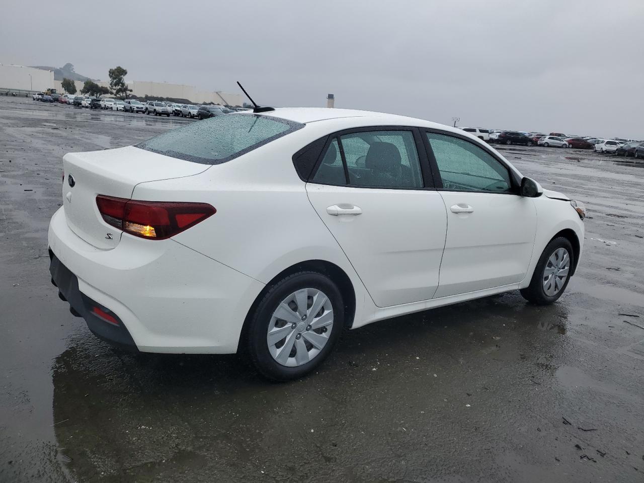 2019 KIA Rio VIN 3KPA24AB7KE215567 Copart auction photo, front end damage thumbnail 3