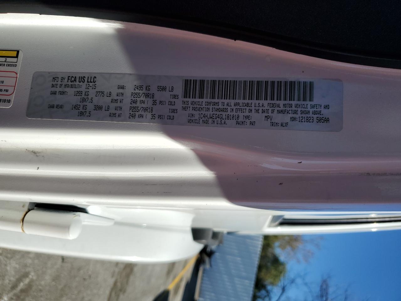 2016 Jeep Wrangler VIN 1C4HJWEG4GL181010 Copart auction photo, all over damage thumbnail 13