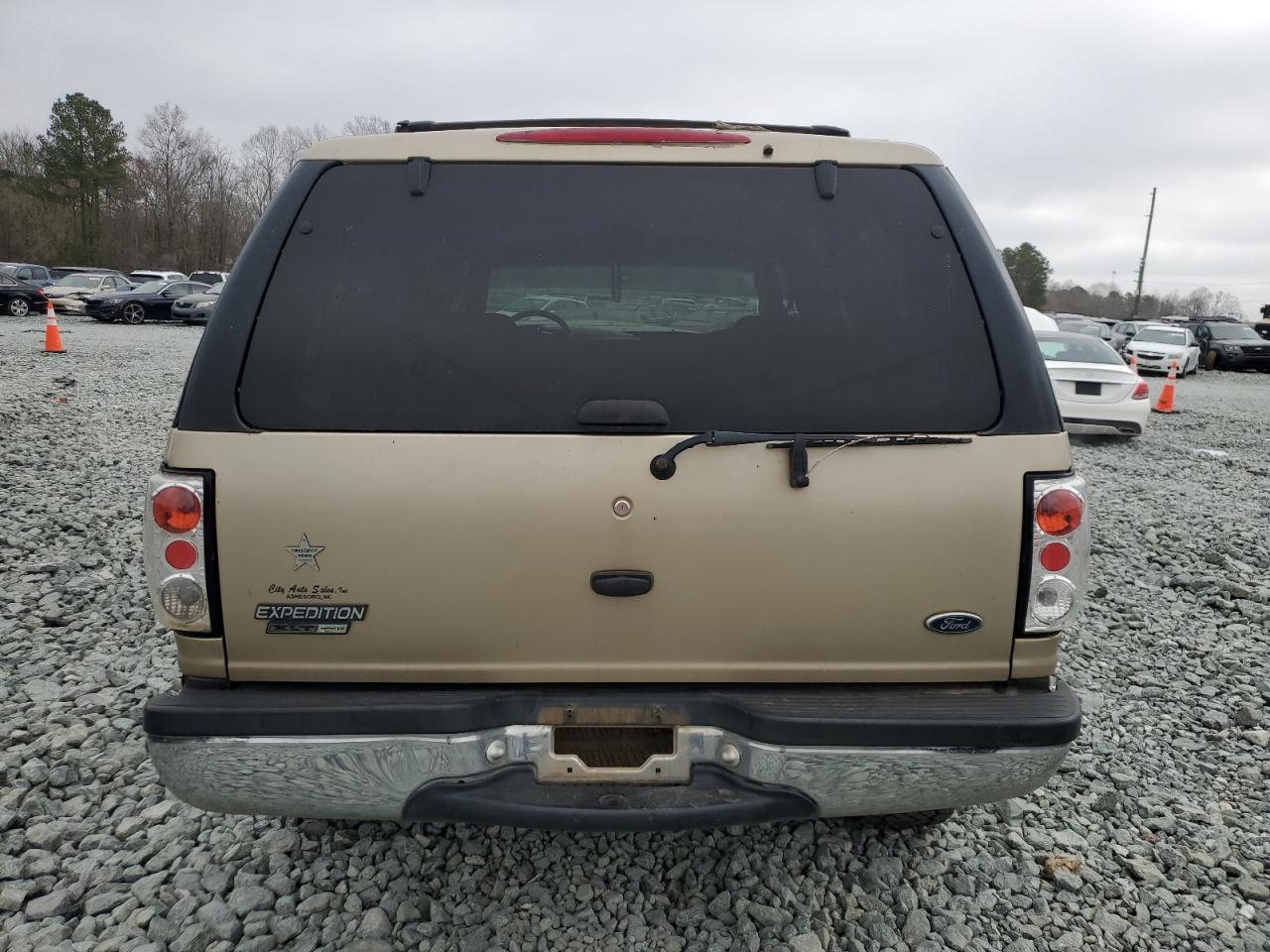 1999 Ford Expedition VIN 1FMPU18L0XLA54345 Copart auction photo, front end / minor dent/scratches damage thumbnail 6