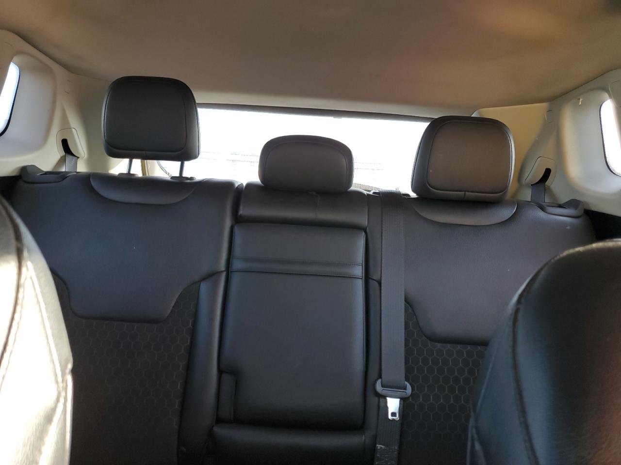 2018 Jeep Compass VIN 3C4NJDBB2JT199985 Copart auction photo, front end damage thumbnail 10