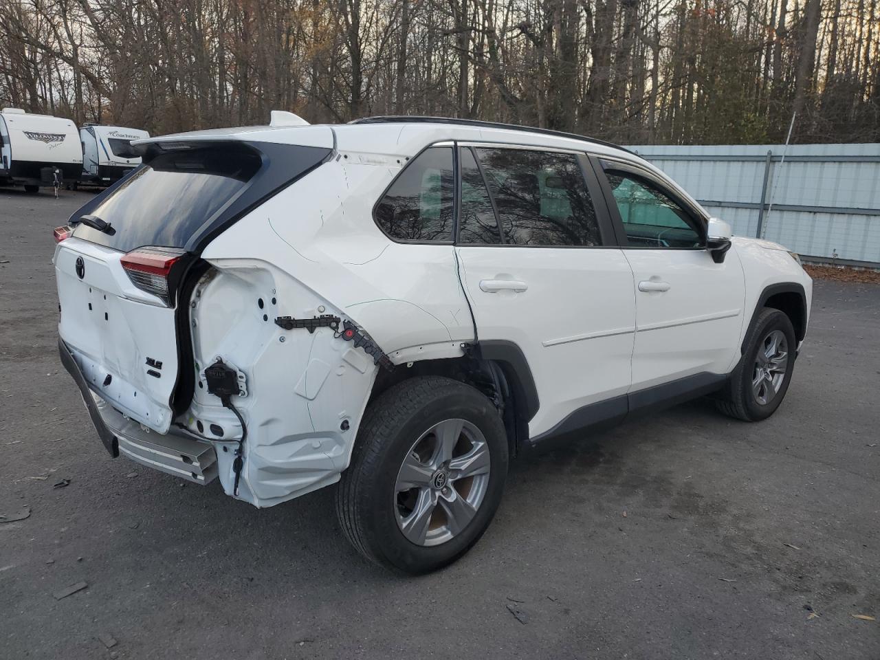 2022 Toyota RAV 4 VIN 2T3P1RFV7NW300818 Copart auction photo, rear end damage thumbnail 3