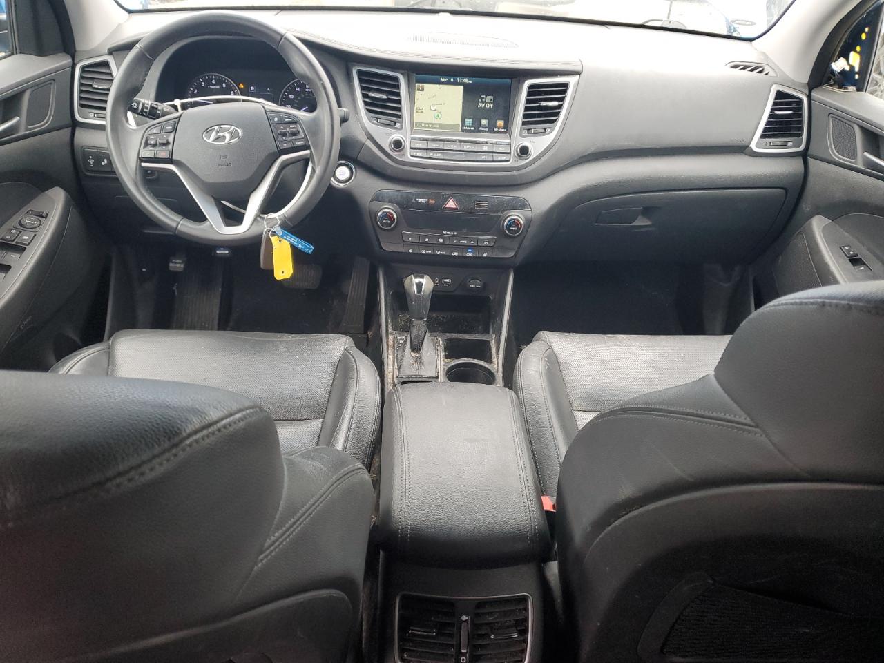 2017 Hyundai Tucson VIN KM8J33A4XHU547629 Copart auction photo, front end damage thumbnail 8