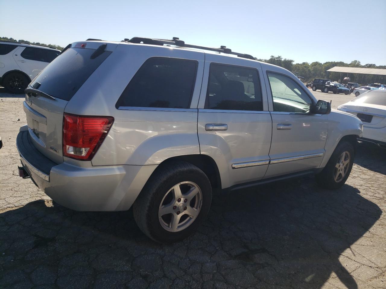 2007 Jeep Grand Cherokee VIN 1J8HR58257C523544 Copart auction photo, front end damage thumbnail 3