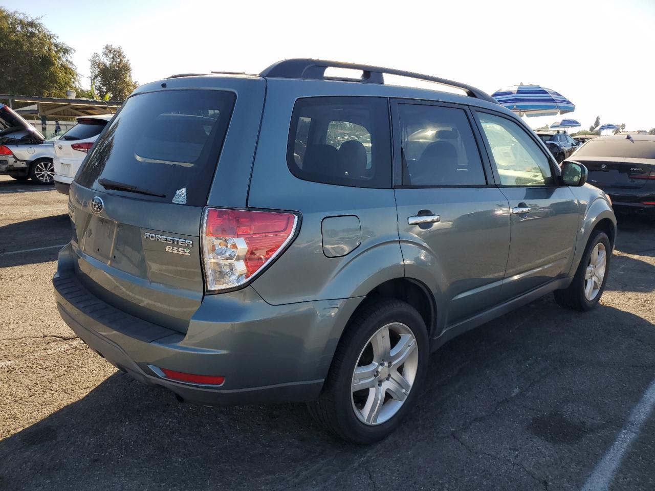 2010 Subaru Forester VIN JF2SH6CCXAH761388 Copart auction photo, rear end / minor dent/scratches damage thumbnail 3