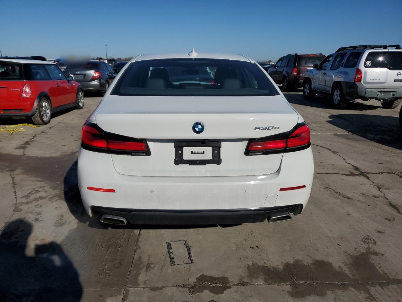 2023 BMW 5er VIN WBA13AG01PCL83976 Copart auction photo, front end damage thumbnail 6