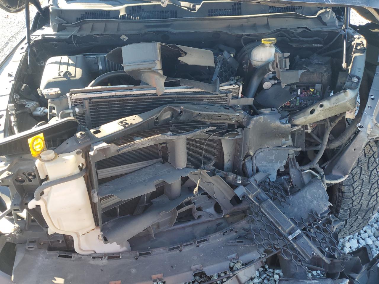 2018 RAM 1500 VIN 1C6RR6KG8JS259388 Copart auction photo, front end damage thumbnail 11
