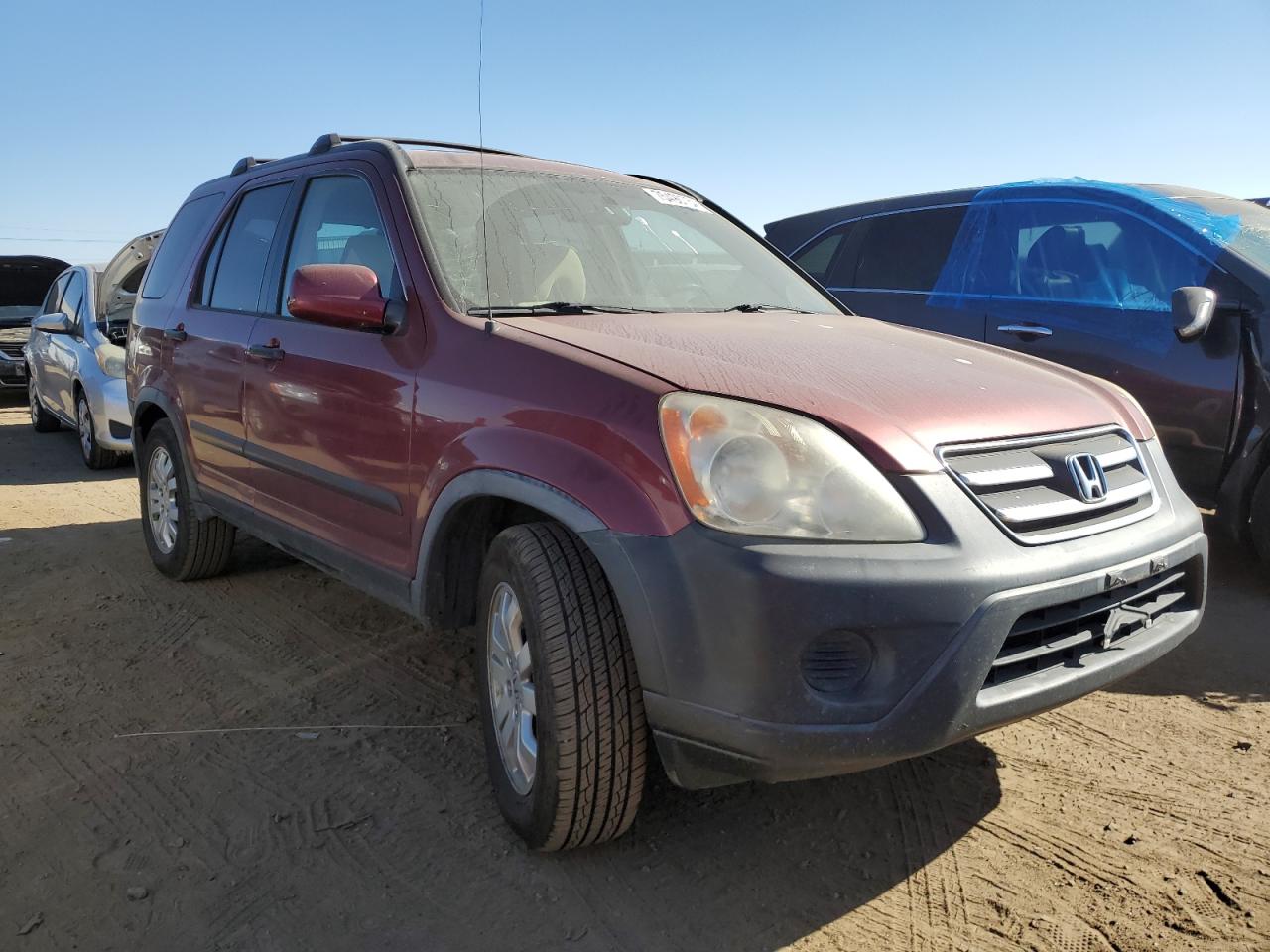 2005 Honda CR-V VIN JHLRD78825C047490 Copart auction photo, minor dent/scratches damage thumbnail 4
