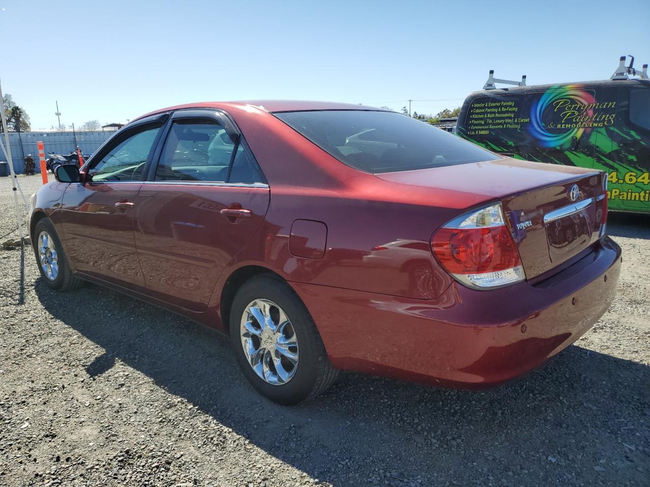 2005 Toyota Camry VIN 4T1BE32K55U033677 Copart auction photo, side damage thumbnail 2