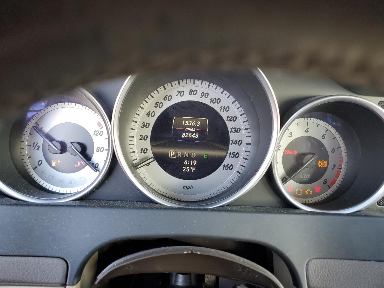 2013 Mercedes-Benz C-klasse VIN WDDGF4HB2DA829393 Copart auction photo, front end damage thumbnail 9
