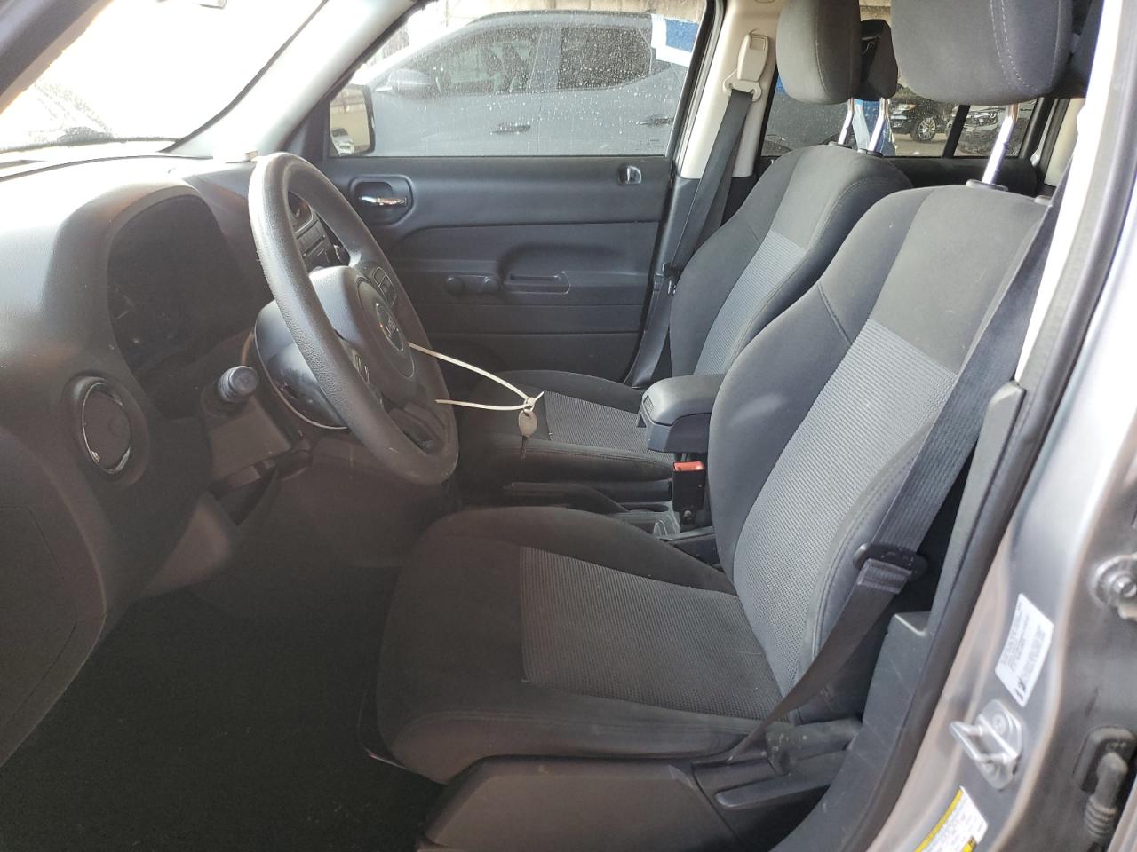 2015 Jeep Liberty (Patriot) VIN 1C4NJPBB6FD400513 Copart auction photo, rear end / front end damage thumbnail 7