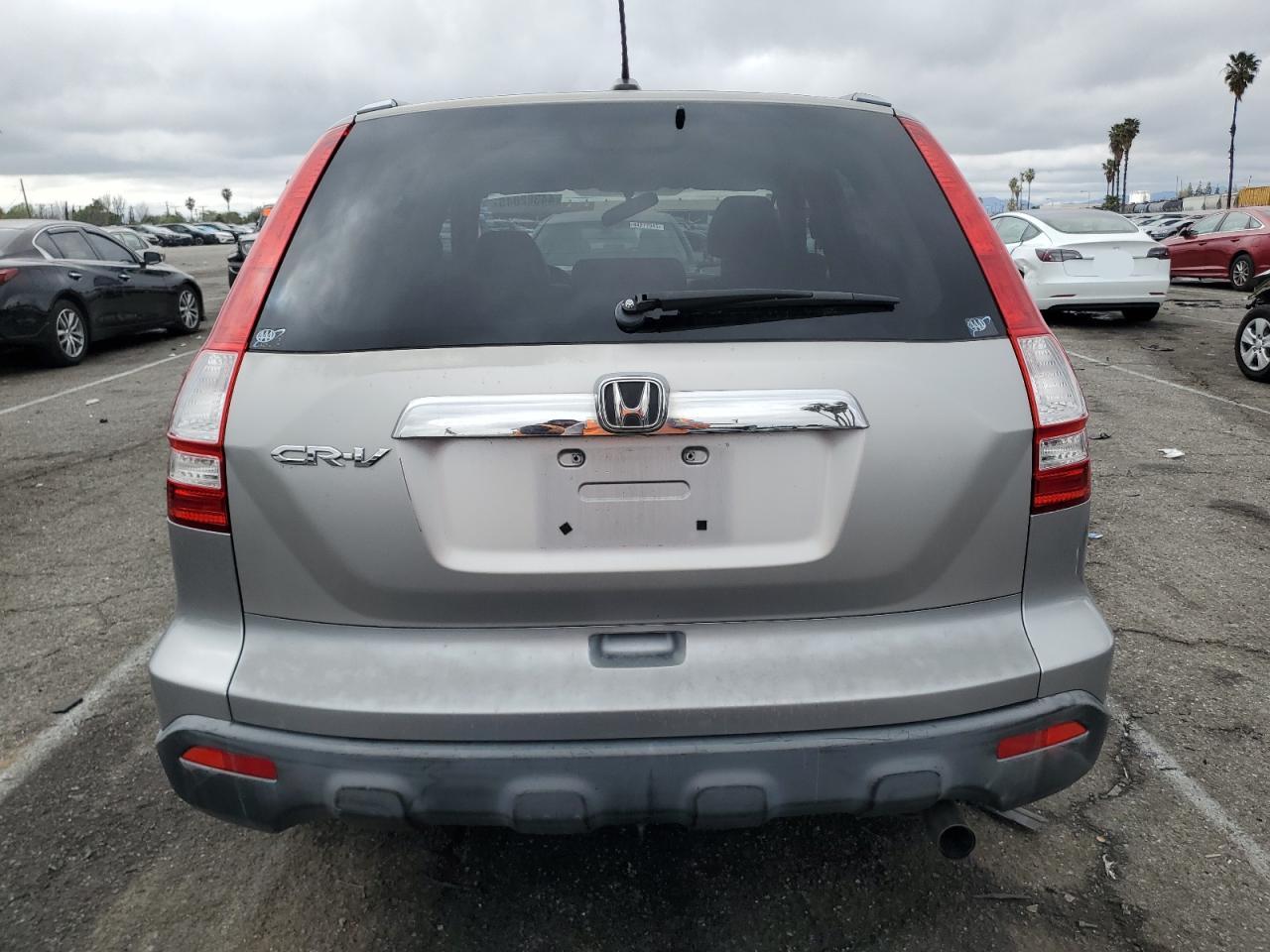 2007 Honda CR-V VIN JHLRE38717C043205 Copart auction photo, front end / minor dent/scratches damage thumbnail 6