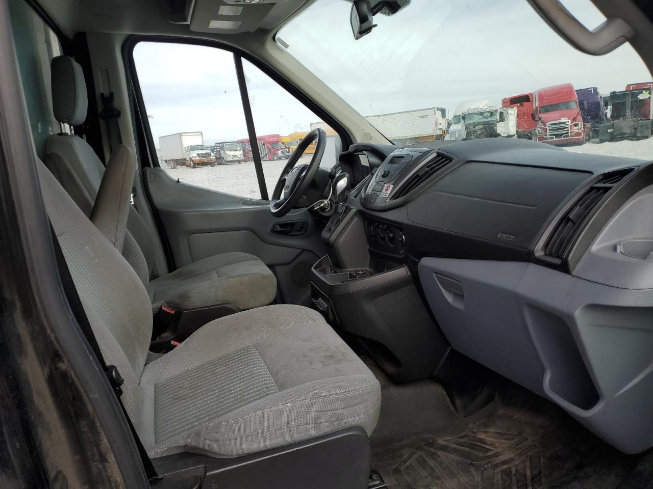 2016 Ford Transit VIN 1FDBF9ZMXGKB57028 Copart auction photo, front end damage thumbnail 5