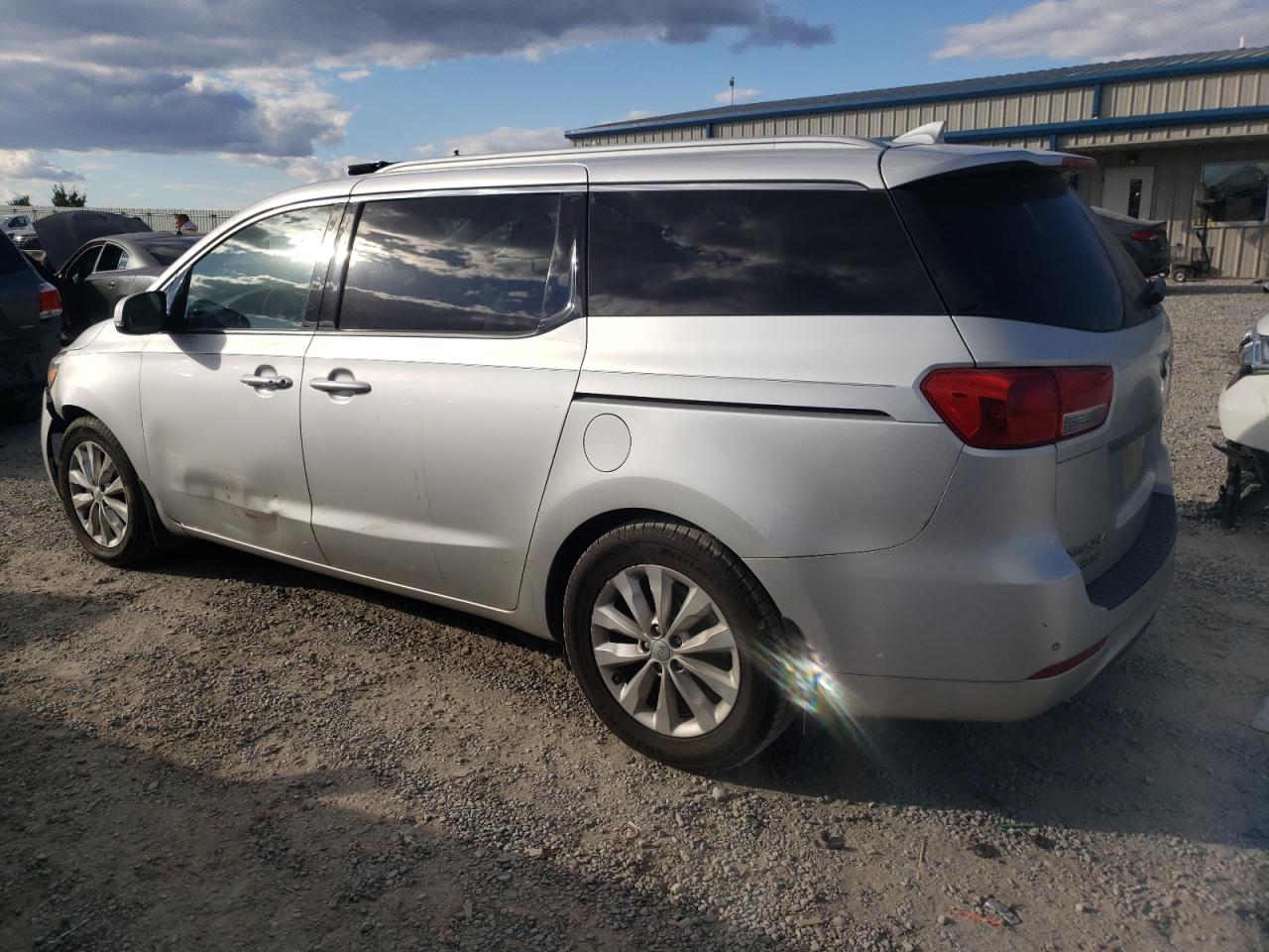 2016 KIA Sedona VIN KNDMC5C12G6147714 Copart auction photo, front end damage thumbnail 2