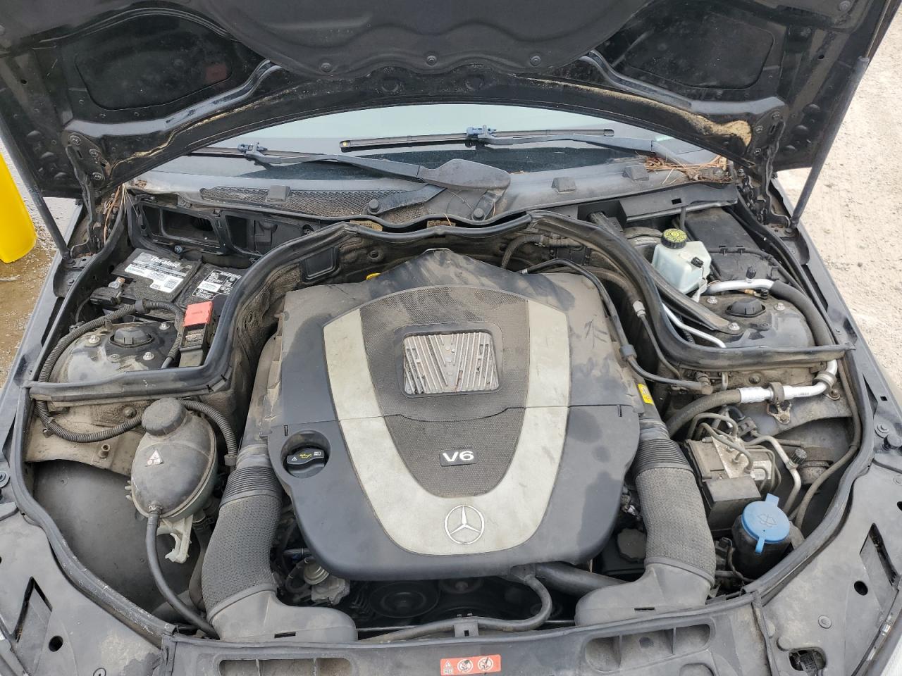 2010 Mercedes-Benz C-klasse VIN WDDGF5EB1AF375713 Copart auction photo, water/flood damage thumbnail 11