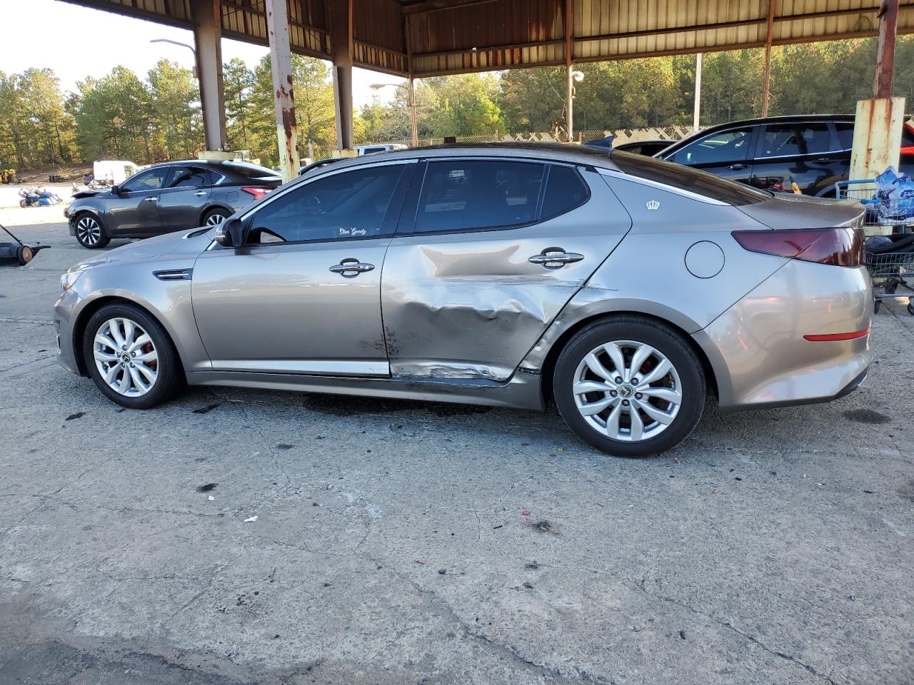 2015 KIA Optima VIN 5XXGN4A77FG437861 Copart auction photo, rear end / side damage thumbnail 2