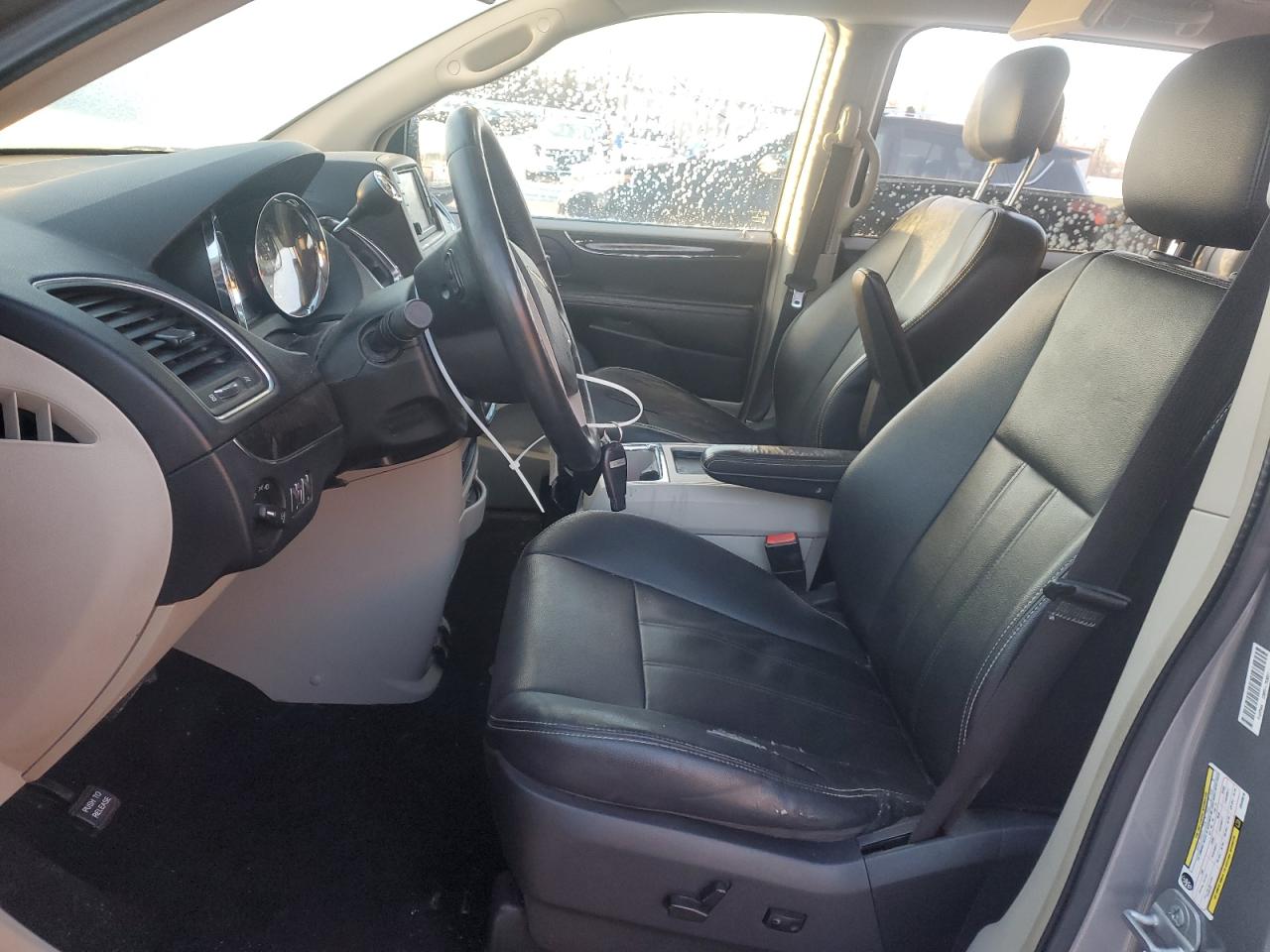 2014 Chrysler Town & Country VIN 2C4RC1BG0ER445818 Copart auction photo, front end damage thumbnail 7