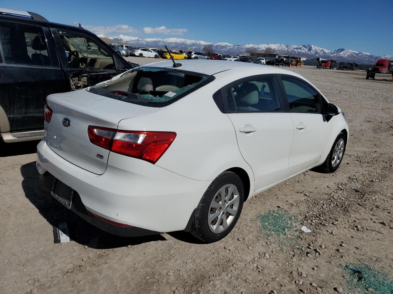 2016 KIA Rio VIN KNADM4A3XG6664459 Copart auction photo, side / all over damage thumbnail 3