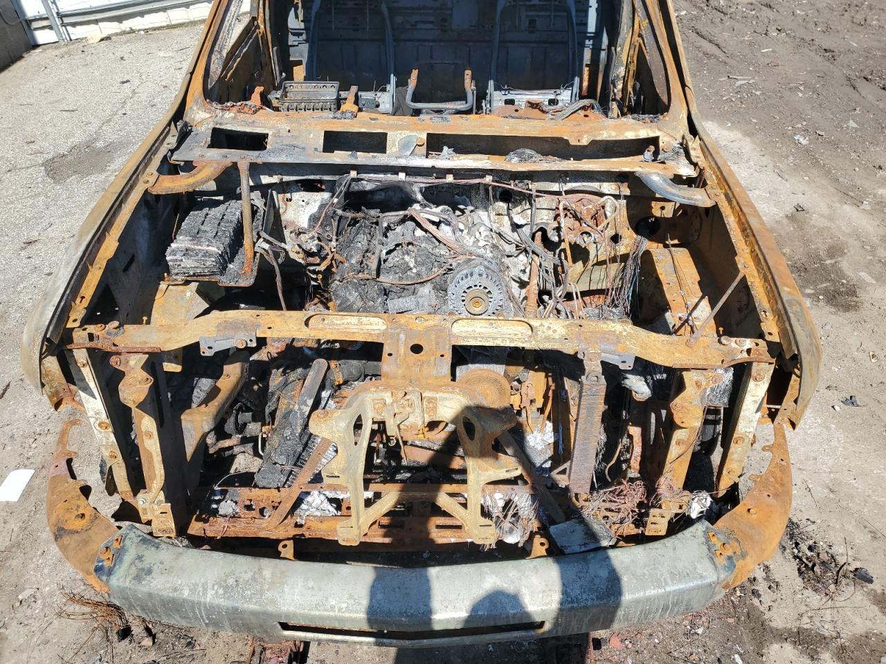 2010 Chevrolet Silverado VIN 1GC3KVBG5AF132992 Copart auction photo, burn damage thumbnail 12
