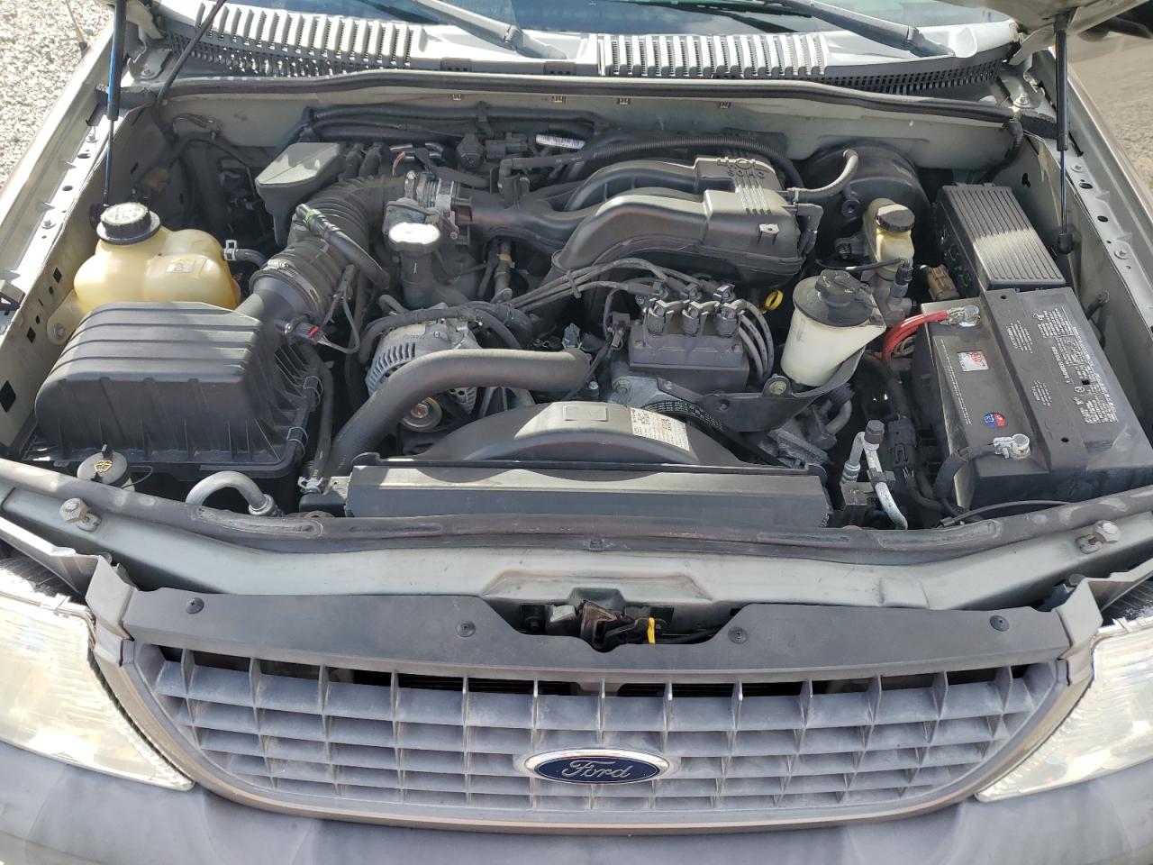2004 Ford Explorer VIN 1FMZU62K64UB68846 Copart auction photo, side / rear end damage thumbnail 12
