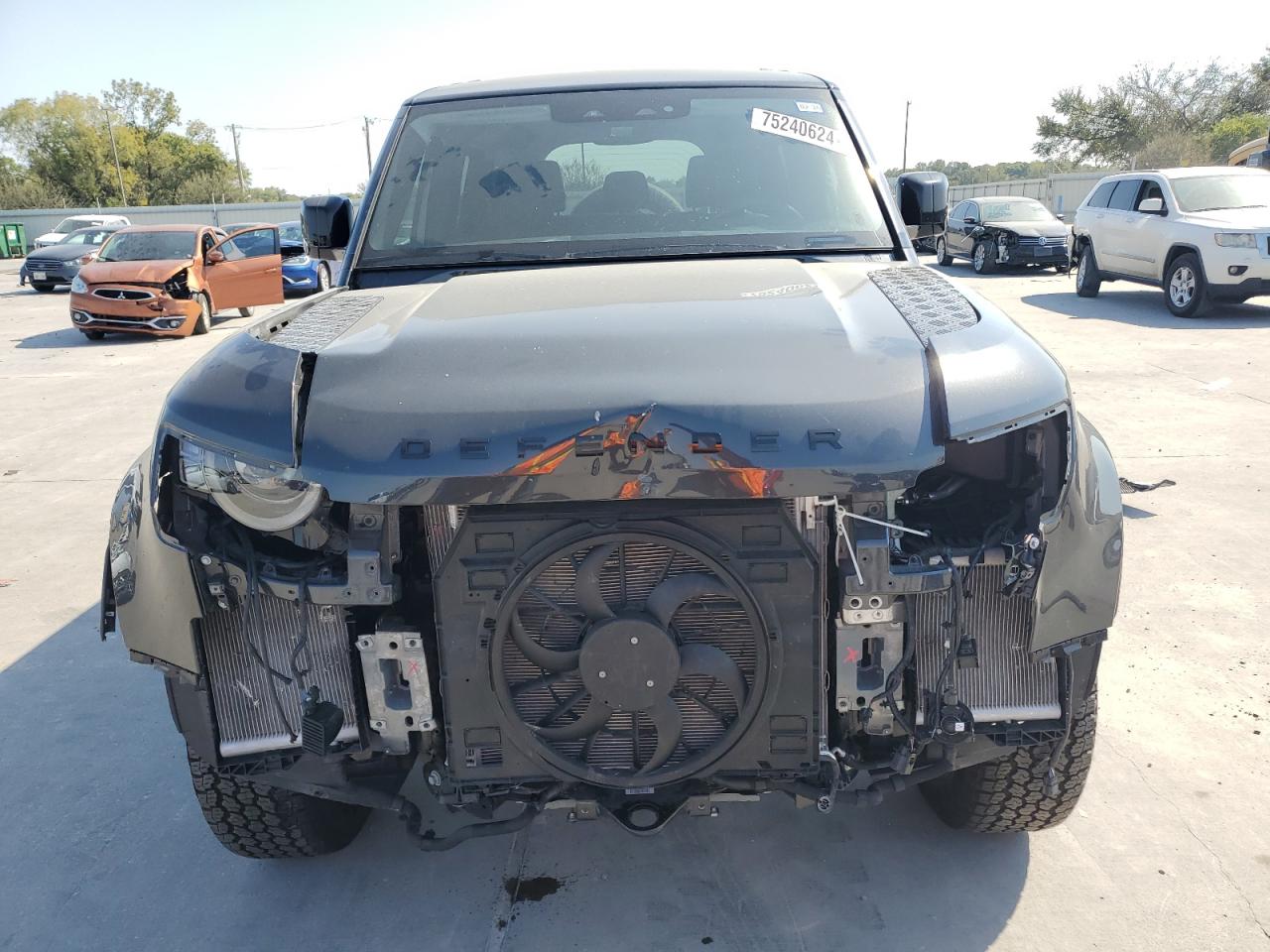2024 Land Rover Defender VIN SALEJ7EUXR2295285 Copart auction photo, front end / side damage thumbnail 5